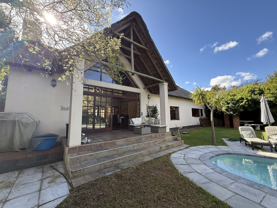 4 Bedroom Property for Sale in Pinelands Western Cape
